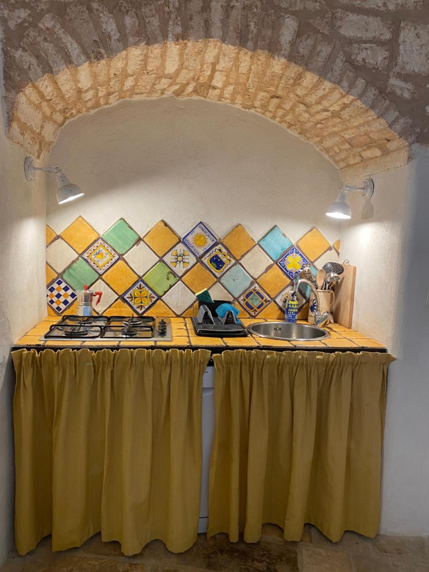Palazzoliva - Luxury Boho Chic Guest House In The Historic Heart Of מרטינה פרנקה מראה חיצוני תמונה
